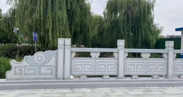 云浮 芝麻灰桥栏杆、河道栏杆安装效果