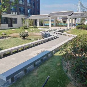 云浮 芝麻灰小区坐凳&栏杆安装效果