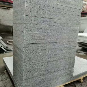 云浮 花岗岩 地铺成品300*600，尺寸标准、厚薄均匀