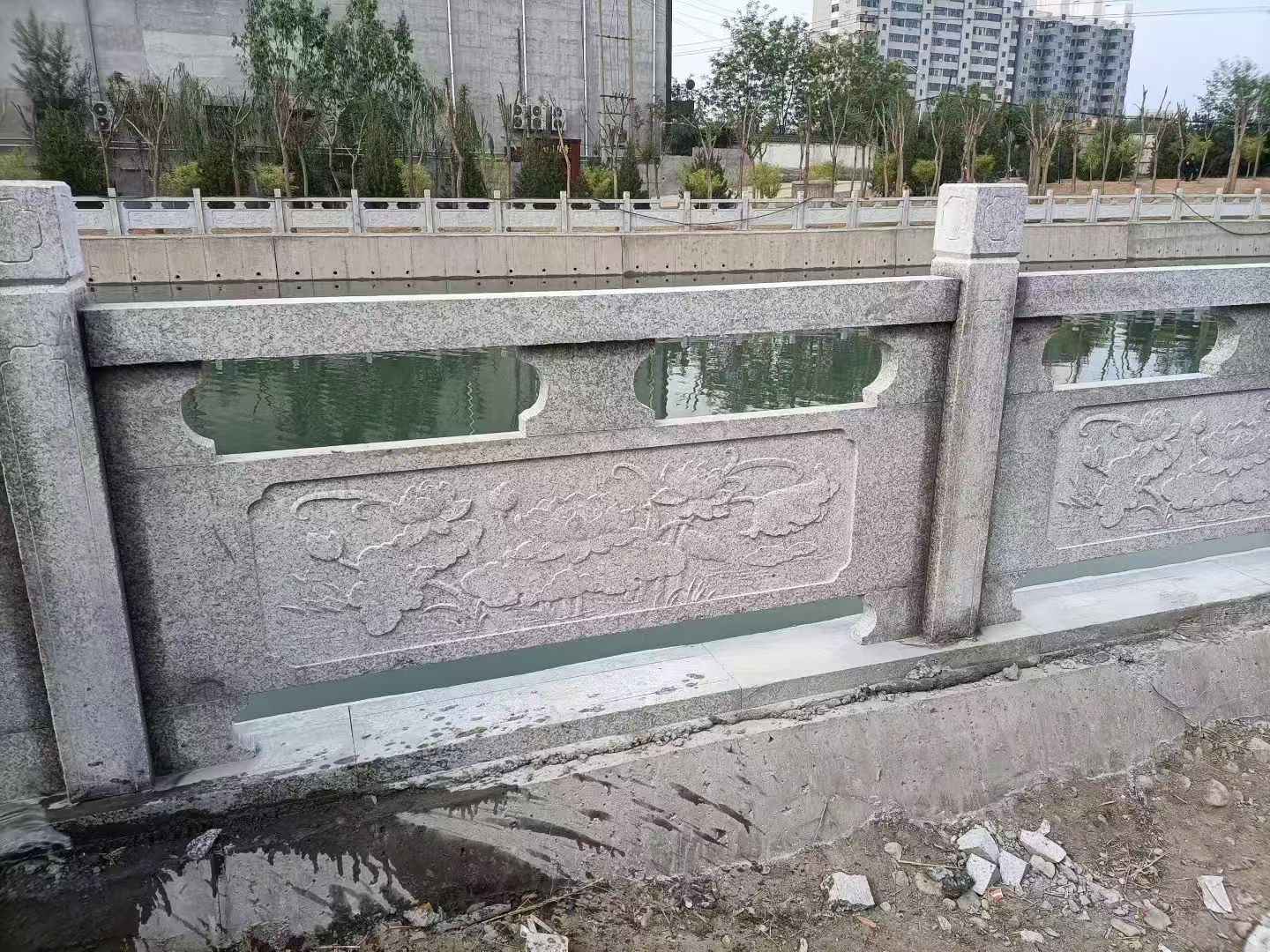 云浮 芙蓉白大花桥梁、河道，石材栏杆、围栏、护栏