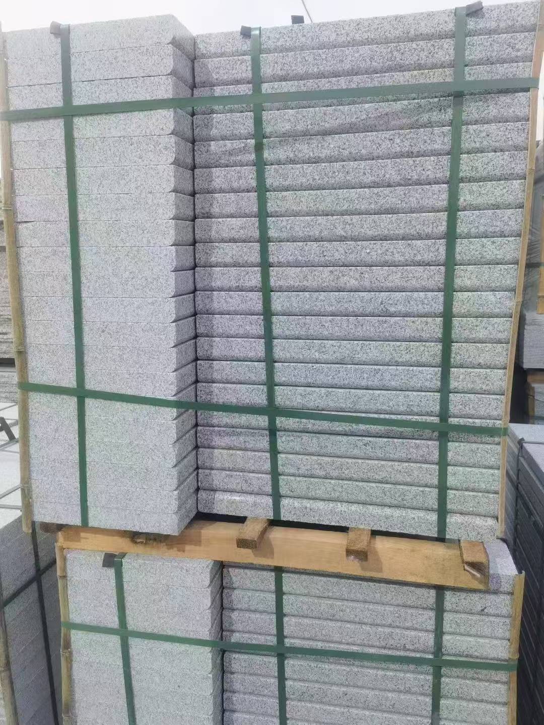 云浮 5公分芝麻白，倒斜角，室外楼梯踏步