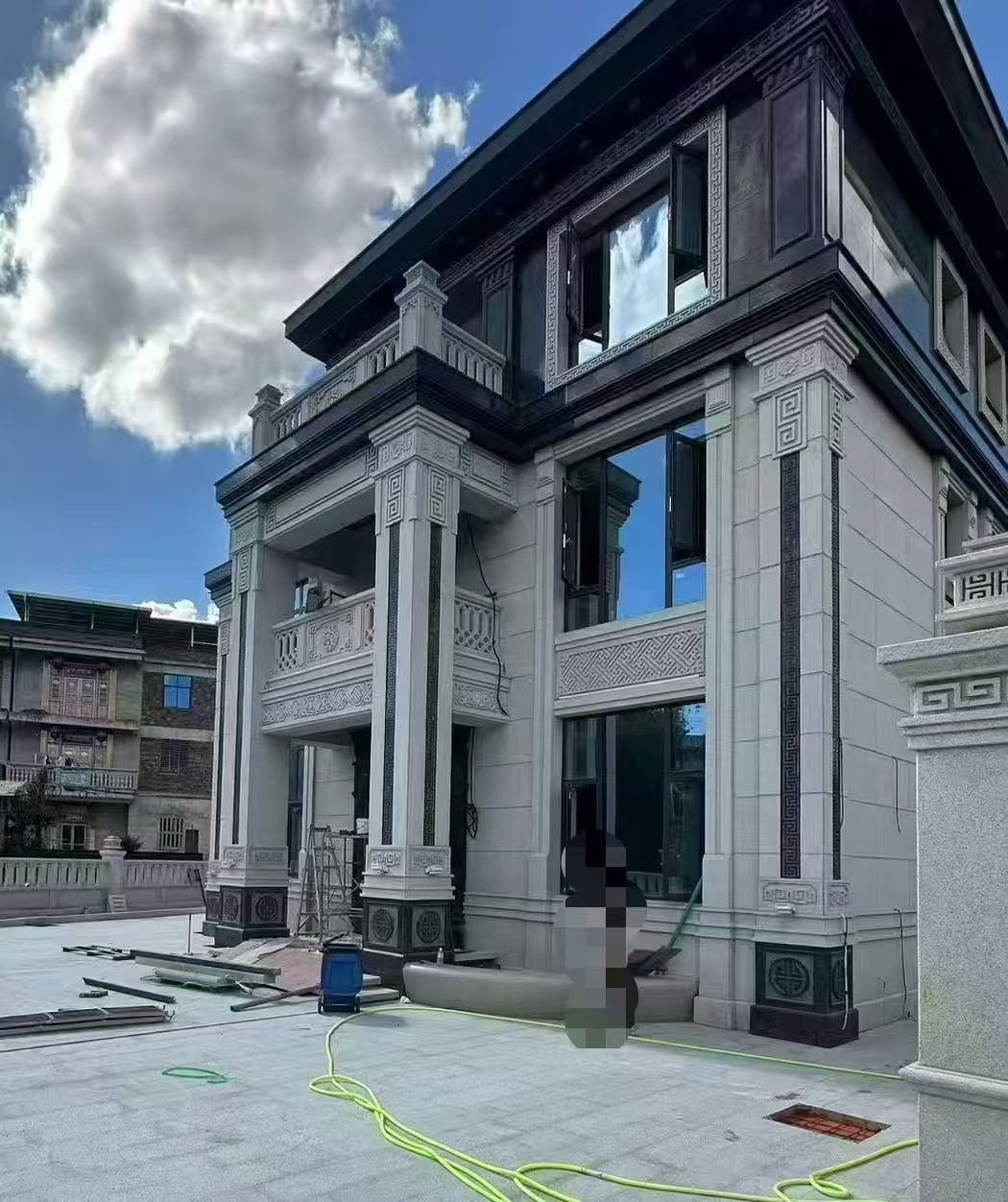 云浮 别墅干挂，芝麻白与芝麻黑完美配合